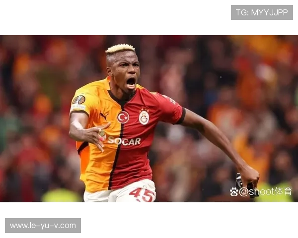 奥斯梅恩技术动作慢镜解析：顶级前锋的瞬间抉择与致命武器