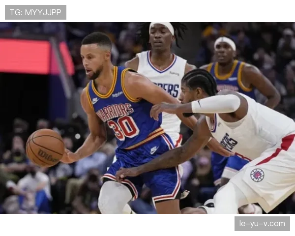 马里队定位球建功，关键战逆转局势彰显战术威力